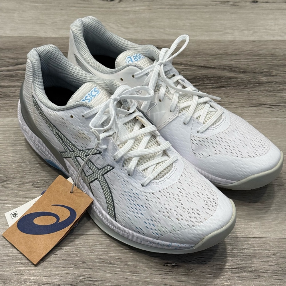 ASICS Sky Elite FlyteFoam Volleyball Shoes Women’s Size 12 White/Silver NWT